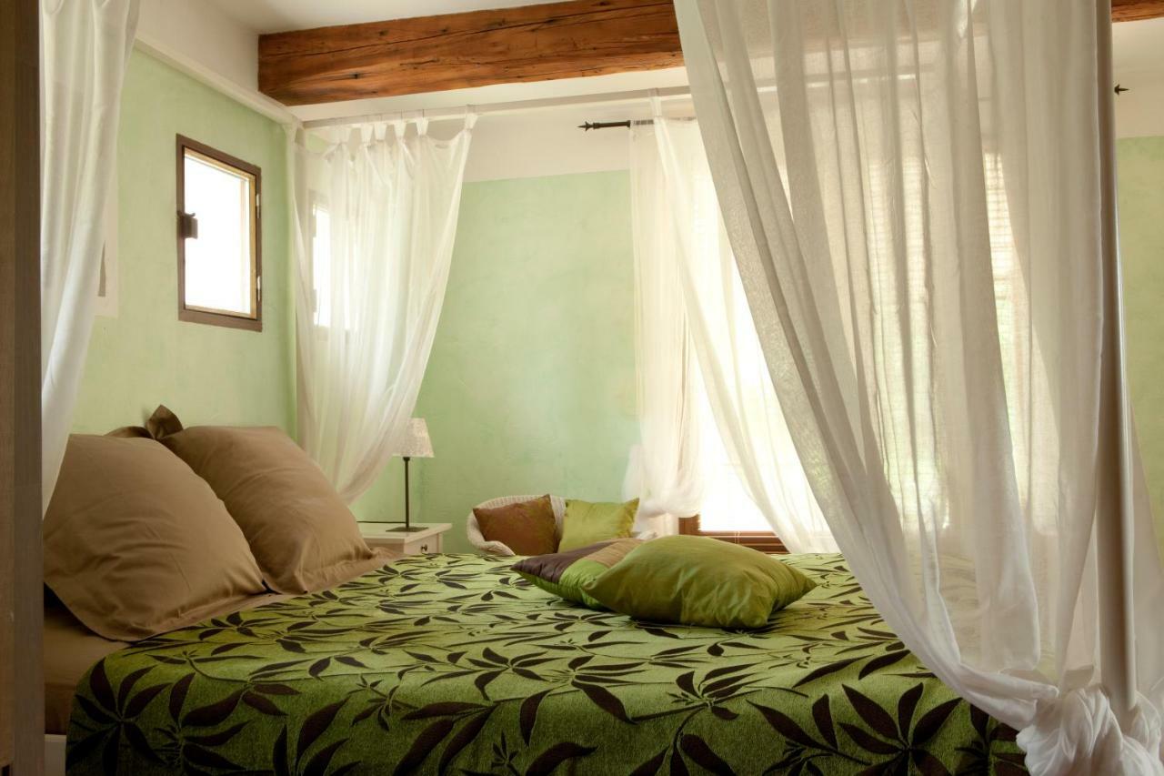 Bed and Breakfast Mas La Jaina Bargemon Esterno foto