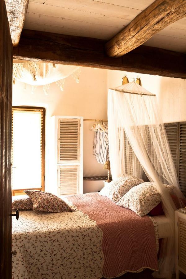 Bed and Breakfast Mas La Jaina Bargemon Esterno foto
